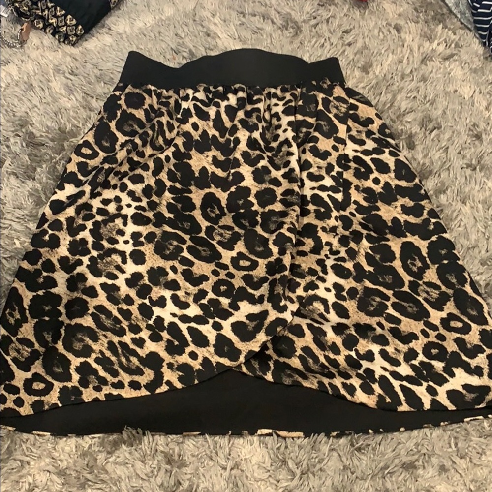 Vince camuto skirt